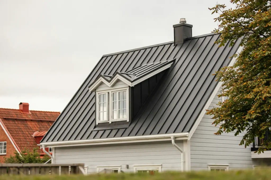takoml ggning och renovering av vind i axelsberg och m larh jden